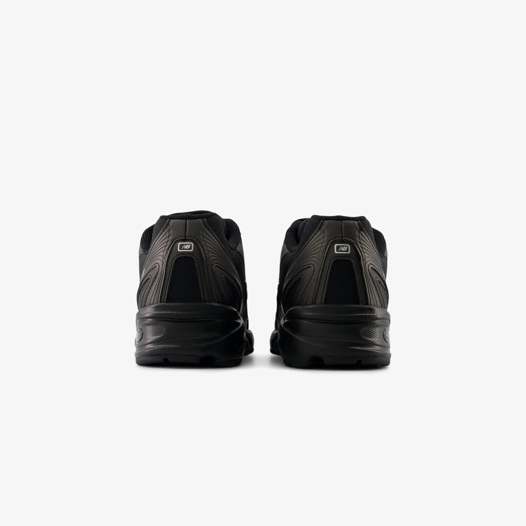 740 Lifestyle Unisex Siyah Spor Ayakkabı - 5