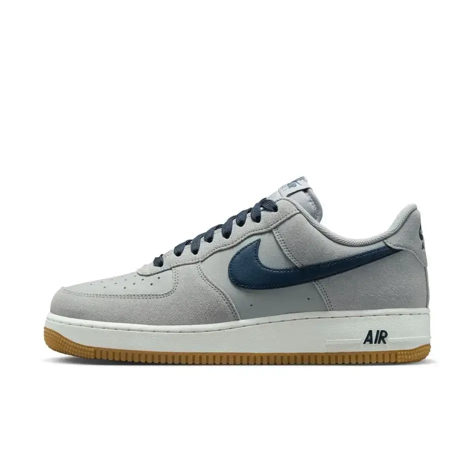 Air Force 1 07 LV8 Siyah - 2