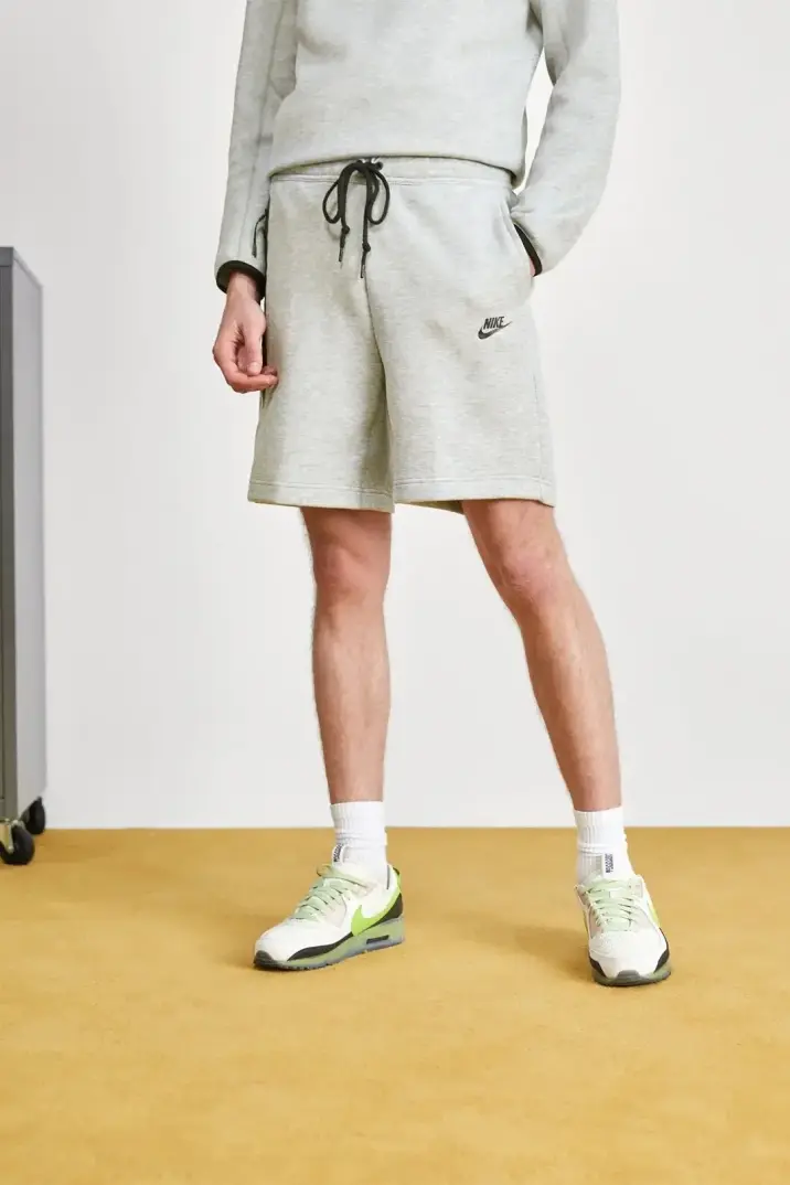 Yeni Tech Fleece Şort Gri - 2